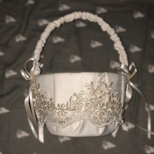 Flower Girls Basket with Head Band